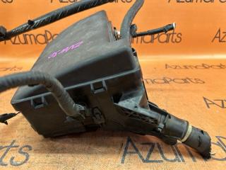 Блок предохранителей TOYOTA PRIUS ZVW30 2ZRFXE 5 ракурс
