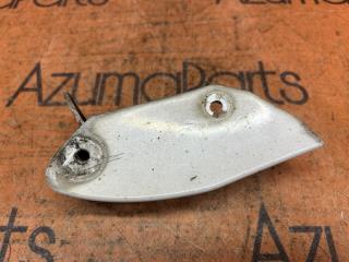 Накладка на крыло правая передняя TOYOTA NOAH ZRR70G 76907-28060 2 ракурс