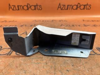 Накладка на крыло левая передняя TOYOTA NOAH ZRR70W 76902-28060 3 ракурс