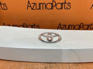 Решетка радиатора TOYOTA RAV4 AXAH52 52719-42020 3 ракурс Решетка радиатора TOYOTA RAV4 AXAH52 52719-42020 3 ракурс