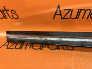 Молдинг капота TOYOTA VOXY ZRR80 75770-28130 2 ракурс