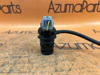 Насос омывателя TOYOTA PRIUS ZVW30 85330-60160 4 ракурс Насос омывателя TOYOTA PRIUS ZVW30 85330-60160 4 ракурс