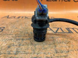 Насос омывателя TOYOTA PRIUS ZVW30 85330-60160 5 ракурс Насос омывателя TOYOTA PRIUS ZVW30 85330-60160 5 ракурс