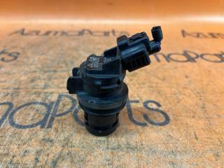 Насос омывателя TOYOTA PRIUS ZVW30 85330-71020 4 ракурс Насос омывателя TOYOTA PRIUS ZVW30 85330-71020 4 ракурс