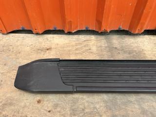 Подножка левая TOYOTA LAND CRUISER FJA300W 51792-60020 2 ракурс