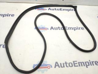 Уплотнительная резинка передняя правая MITSUBISHI OUTLANDER XL