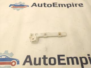 Кронштейн бампера передний правый MITSUBISHI LANCER 10