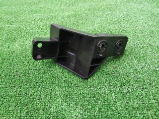 Кронштейн бампера передний левый MITSUBISHI OUTLANDER