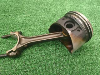 Поршень MITSUBISHI GALANT 2000