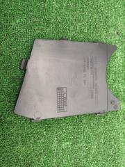 Заглушка бампера передняя правая BMW 5 2010