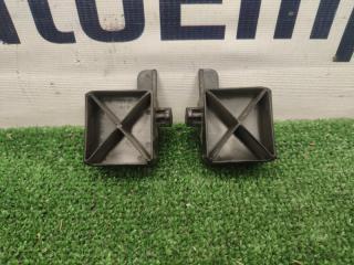 Запчасть кронштейн радиатора VOLVO S60 2011