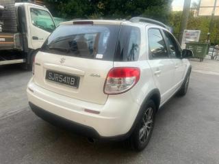 Накладка декоративная левая SX4 2009 GYC21S M16A