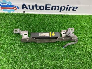 Запчасть антенна для безключевого доступа MAZDA 3 2009