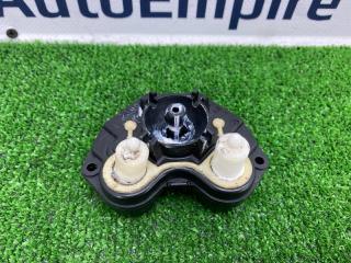 Запчасть моторчик зеркала правый MAZDA 3 2009