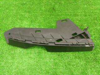 Запчасть кронштейн бампера передний правый VOLVO V70 2008