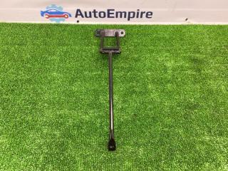 Запчасть кронштейн замка капота BMW 3 2008