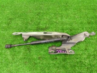 Петля капота правая VOLVO XC60 2012