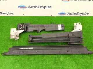 Кронштейн радиатора BMW 1 2014