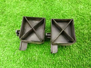 Запчасть кронштейн радиатора VOLVO XC60 2012