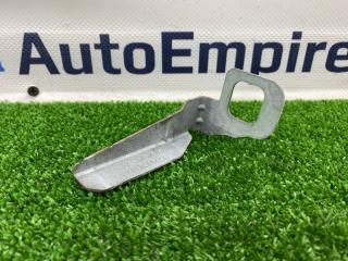 Кронштейн фары правый VOLVO XC60 2012