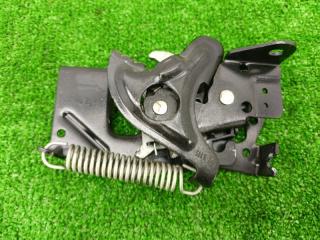 Замок капота правый BMW 1 2015