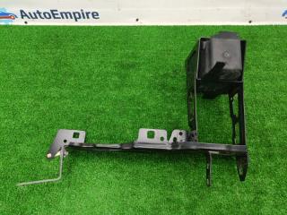 Кронштейн фары правый BMW 1 2015