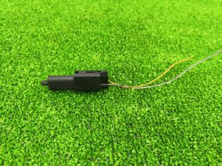 Фото запчасти датчик температуры наружного воздуха FORD KUGA 2012 контрактная запчасть Запчасть датчик температуры наружного воздуха FORD KUGA 2012