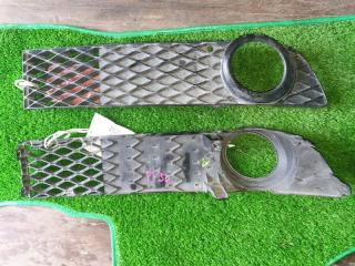 Заглушка бампера передняя левая NISSAN FUGA