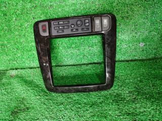 Консоль магнитофона NISSAN LIBERTY