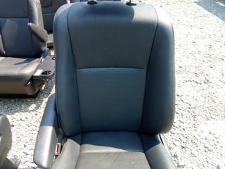 Сиденье ESQUIRE ZRR80 Сиденье ESQUIRE ZRR80