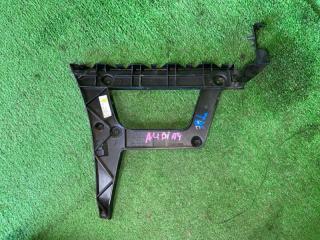 Крепление бампера заднее левое AUDI A4