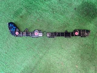 Крепление бампера заднее левое TOYOTA PRIUS Б/У Крепление бампера заднее левое TOYOTA PRIUS