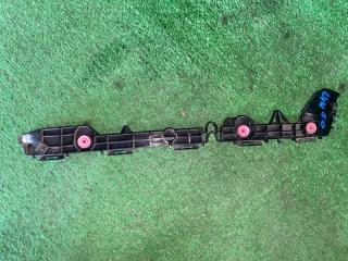 Крепление бампера заднее правое TOYOTA PRIUS Б/У Крепление бампера заднее правое TOYOTA PRIUS