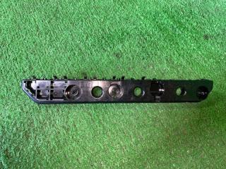 Крепление бампера заднее левое NISSAN SERENA