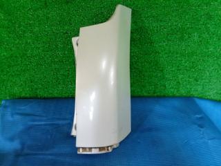 Планка под стоп задняя правая TOYOTA VOXY