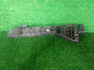 Крепление бампера переднее правое NISSAN NV350 CARAVAN