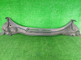 Планка под дворники HONDA VEZEL