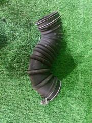 Запчасть патрубок воздушного фильтра TOYOTA ISIS