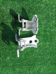 Петля двери задняя левая SUBARU FORESTER