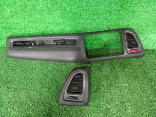 Консоль магнитофона HONDA VEZEL