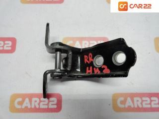 Запчасть петля двери задняя правая Toyota Harrier 03-