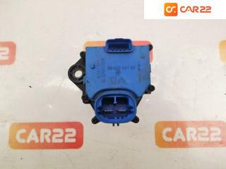 Запчасть реостат печки передний Citroen C4 2006