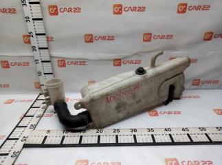 Запчасть бачок омывателя передний Mitsubishi Pajero 1990-1999