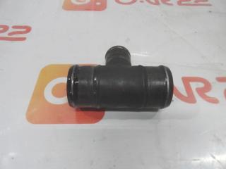 Запчасть тройник системы охлаждения передний Mitsubishi Pajero 1993