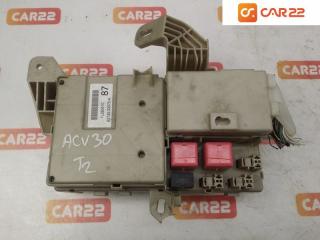 Запчасть блок предохранителей салонный Toyota Camry 2001
