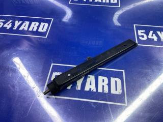 Запчасть кронштейн выпускного коллектора Audi A4 2003