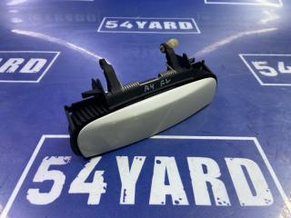 Запчасть ручка двери внешняя передняя левая Audi A4 2003