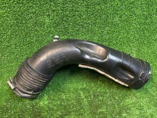 Патрубок впускной системы BMW