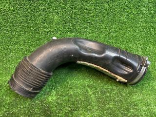 Патрубок впускной системы BMW