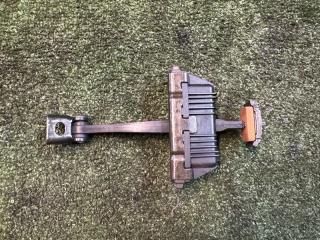 Ограничитель двери задний BMW контрактная Ограничитель двери задний BMW